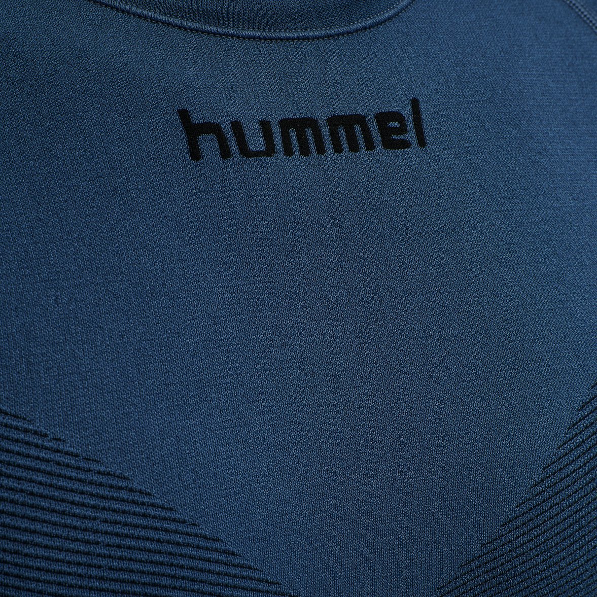 Tshirt térmica Hummel First Seamless