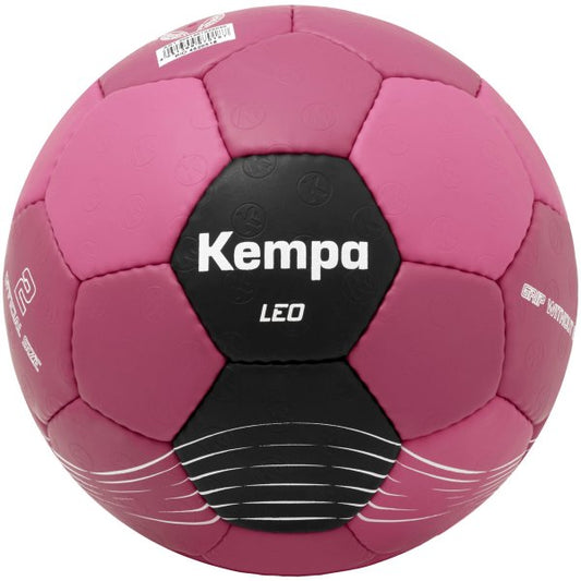 Bola Kempa Leo